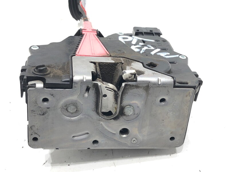 ZÁMOK DVERÍ PRAVÝ ZADNÝ OPEL CORSA E (X15) 2014 - 2022 13431845 ZÁMOK DVERÍ PRAVÝ ZADNÝ OPEL CORSA E (X15) 2014 - 2022 13431845