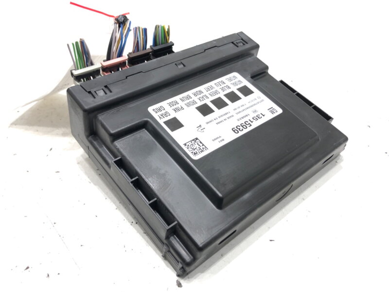 MODUL KOMFORTU OPEL CORSA E (X15) 2014 - 2022 13515939 MODUL KOMFORTU OPEL CORSA E (X15) 2014 - 2022 13515939