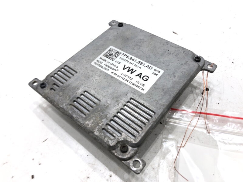 RIADIACA JEDNOTKA XENÓN SKODA OCTAVIA III COMBI (5E5, 5E6) 2012 - 2022 7P5941591AD