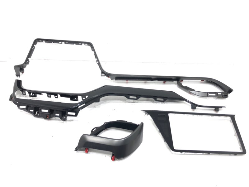 LIŠTY DEKOR TOYOTA C-HR (_X1_) 2016 - 2022 83910-F4010 LIŠTY DEKOR TOYOTA C-HR (_X1_) 2016 - 2022 83910-F4010