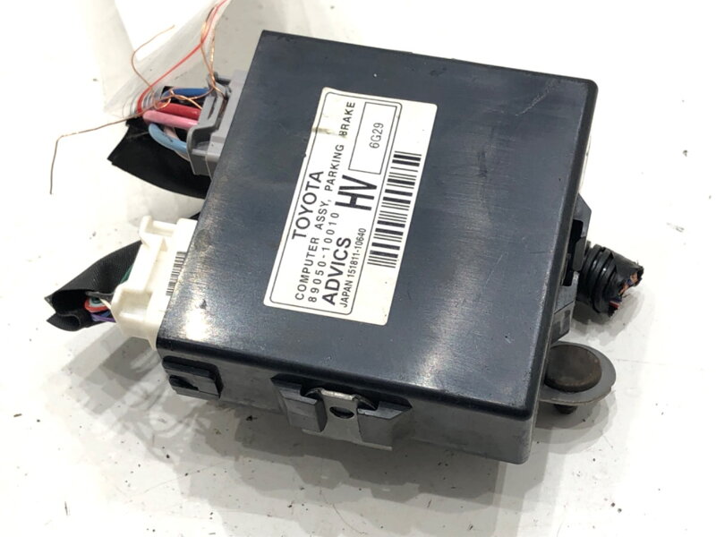 MODUL RUČNEJ BRZDY TOYOTA C-HR (_X1_) 2016 - 2022 89050-10010
