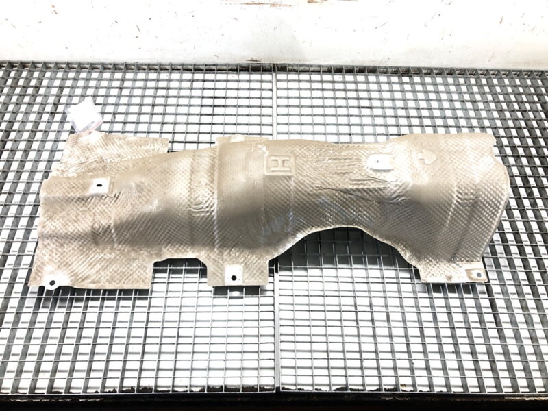 KRYT TEPELNÁ TOYOTA C-HR (_X1_) 2016 - 2022 KRYT TEPELNÁ TOYOTA C-HR (_X1_) 2016 - 2022