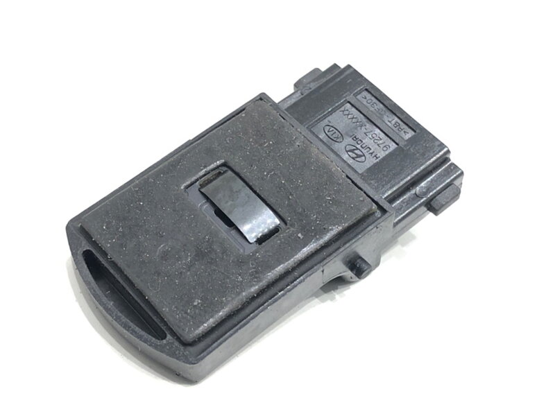 SNÍMAČ SLNEČNÉHO SVITU KIA RIO IV (YB, SC, FB) 2017 - 2022 97257-XXXX