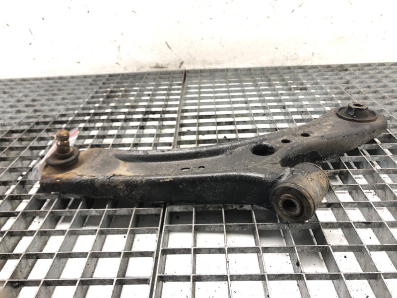 RAMENO PRAVÉ PREDNÉ SUZUKI SX4 (EY, GY) 2006 - 2022