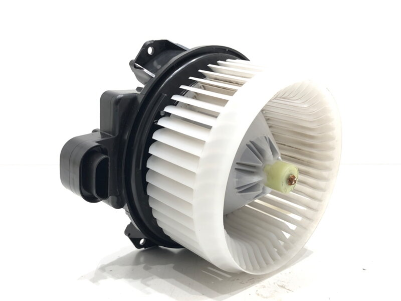VENTILÁTOR KÚRENIA TOYOTA RAV 4 IV (_A4_) 2012 - 2022 272700-8105 VENTILÁTOR KÚRENIA TOYOTA RAV 4 IV (_A4_) 2012 - 2022 272700-8105