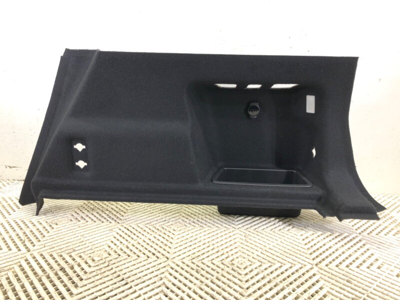 TAPACÍR KUFRA PRAVÝ BMW X1 (U11) 2022-2025 9462008 TAPACÍR KUFRA PRAVÝ BMW X1 (U11) 2022-2025 9462008