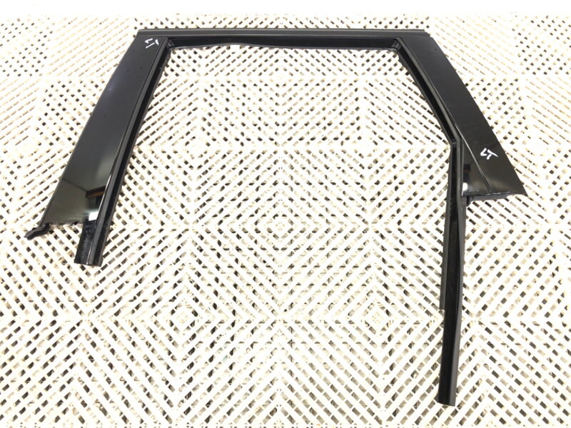 RÁMČEK TESNENIE DVERÍ ZADNÉ ĽAVÉ BMW X1 (U11) 2022-2025 9851687 RÁMČEK TESNENIE DVERÍ ZADNÉ ĽAVÉ BMW X1 (U11) 2022-2025 9851687