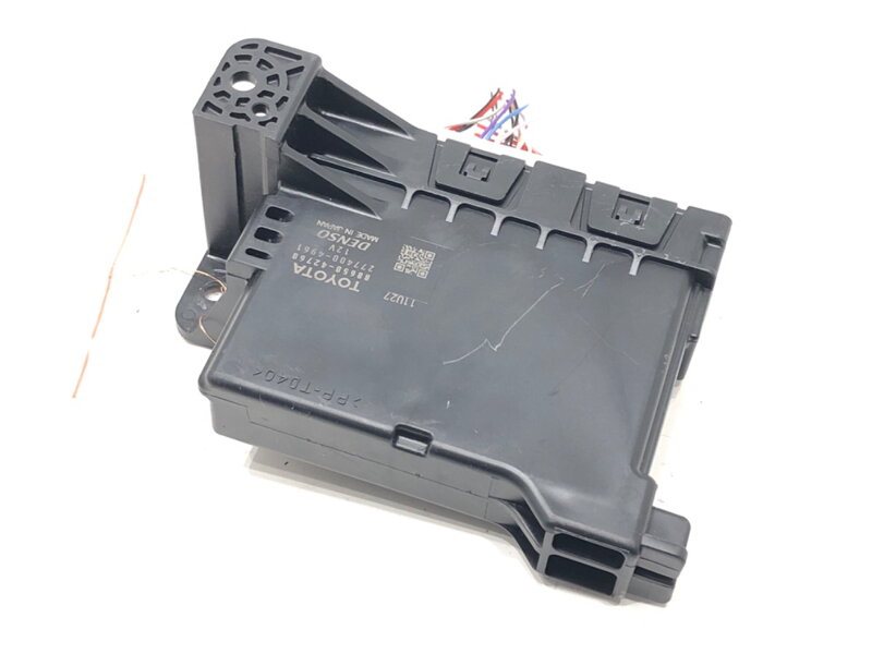 MODUL RADIÁTORA KÚRENIA TOYOTA RAV 4 IV (_A4_) 2012 - 2022 88650-42760