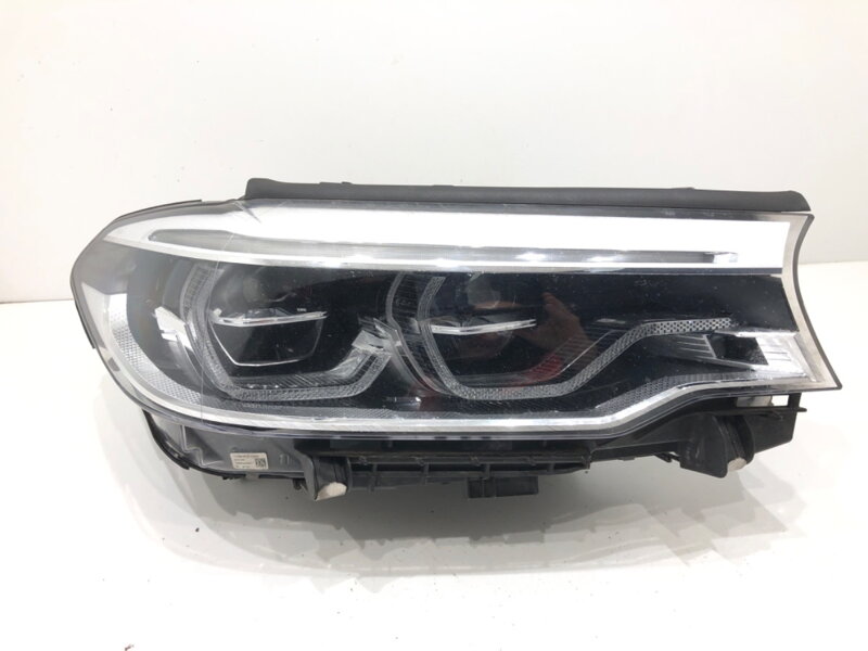 SVETLO PRAVÉ PREDNÉ LED BMW 5 (G30, F90) 2016 - 2022 8499122 SVETLO PRAVÉ PREDNÉ LED BMW 5 (G30, F90) 2016 - 2022 8499122
