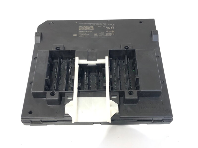 MODUL KOMFORTU SKODA OCTAVIA III (5E3, NL3, NR3) 2012 - 2022 5Q0937084CM MODUL KOMFORTU SKODA OCTAVIA III (5E3, NL3, NR3) 2012 - 2022 5Q0937084CM