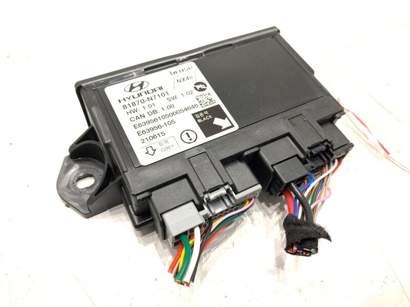 MODUL VEKA BATOŽINOVÉHO PRIESTORU HYUNDAI TUCSON (NX4E, NX4A) 2020 - 2022 81870-N7101 MODUL VEKA BATOŽINOVÉHO PRIESTORU HYUNDAI TUCSON (NX4E, NX4A) 2020 - 2022 81870-N7101