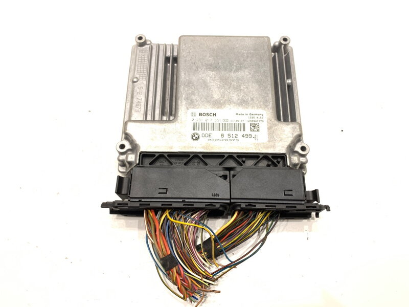 RIADIACA JEDNOTKA MOTORA BMW X1 (E84) 2009 - 2015 8512499