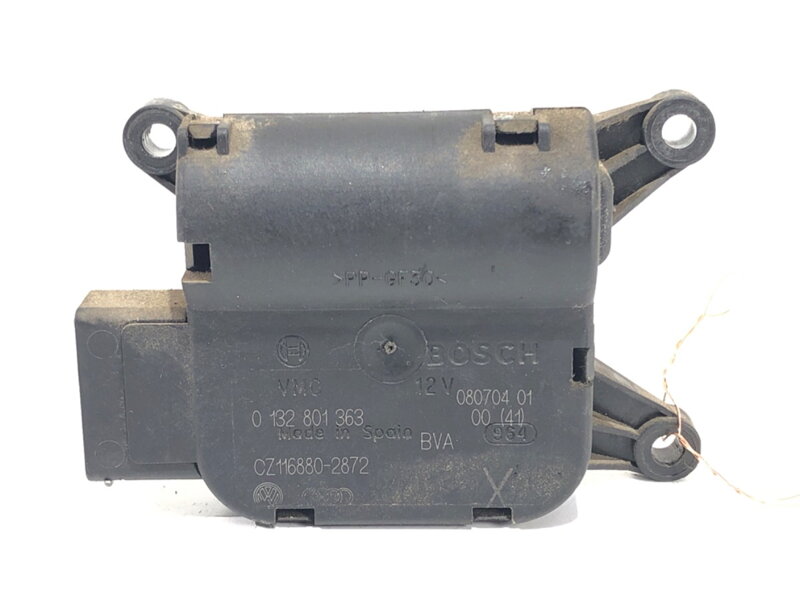 MOTOR RADIÁTORA KÚRENIA VW GOLF V (1K1) 2003 - 2010 0132801363