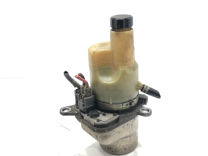 Servočerpadlo Volvo V50 (545) 2003 - 2012