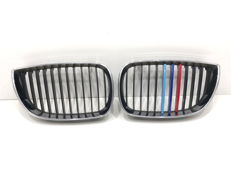 MASKA CHLADIČA GRILL BMW 1 (E87) 2003 - 2013 7128614 7128613