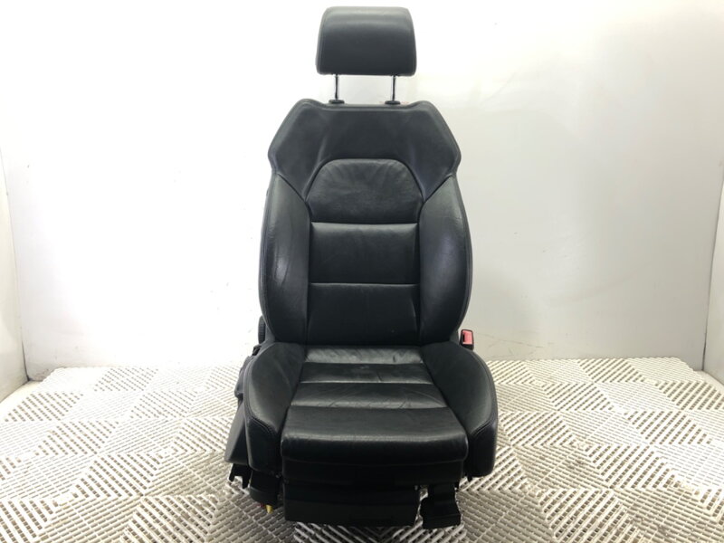 SEDADLO PRAVÉ PREDNÉ AUDI A6 C6 AVANT (4F5) 2004 - 2011