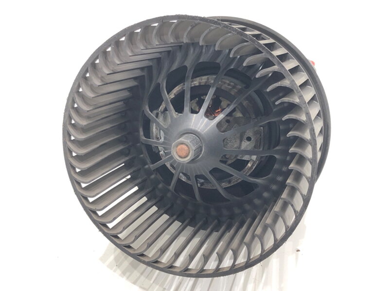 VENTILÁTOR KÚRENIA VOLVO V40 LIFTBACK (525, 526) 2012 - 2022 AV6N-18456-AA
