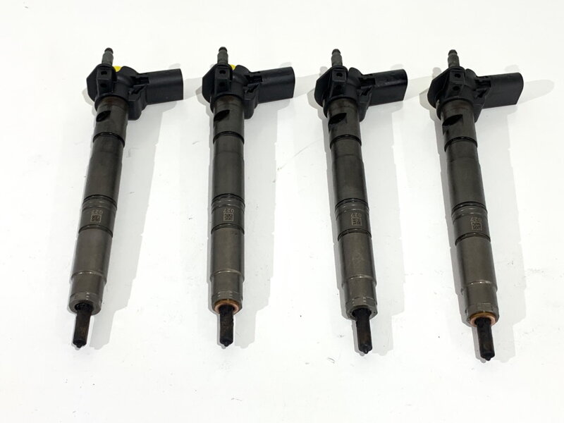 VSTREKOVAČE SADA AUDI A4 B8 AVANT (8K5) 2007 - 2015 03L130277