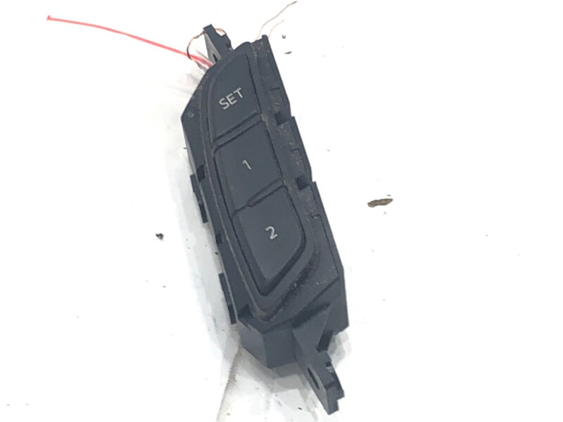 PREPÍNAČ PAMÄTE SEDADLA MAZDA CX-5 (KE, GH) 2011 - 2017 PREPÍNAČ PAMÄTE SEDADLA MAZDA CX-5 (KE, GH) 2011 - 2017