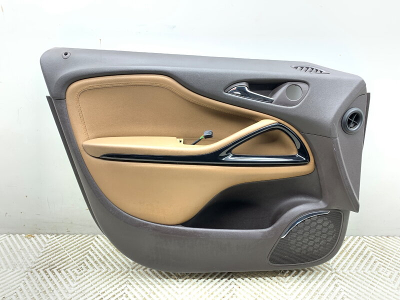 TAPACÍR DVERÍ ĽAVÝ PREDNÝ OPEL ZAFIRA TOURER C (P12) 2011 - 2022 TAPACÍR DVERÍ ĽAVÝ PREDNÝ OPEL ZAFIRA TOURER C (P12) 2011 - 2022