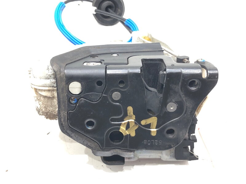 ZÁMOK DVERÍ ĽAVÝ PREDNÝ AUDI A4 B8 AVANT (8K5) 2007 - 2015 8J1837015A ZÁMOK DVERÍ ĽAVÝ PREDNÝ AUDI A4 B8 AVANT (8K5) 2007 - 2015 8J1837015A