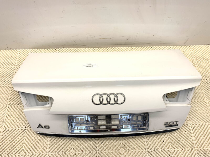 VEKO BATOŽINOVÉHO PRIESTORU KUFOR ZADNÝ AUDI A6 C7 (4G2, 4GC) 2010 - 2018