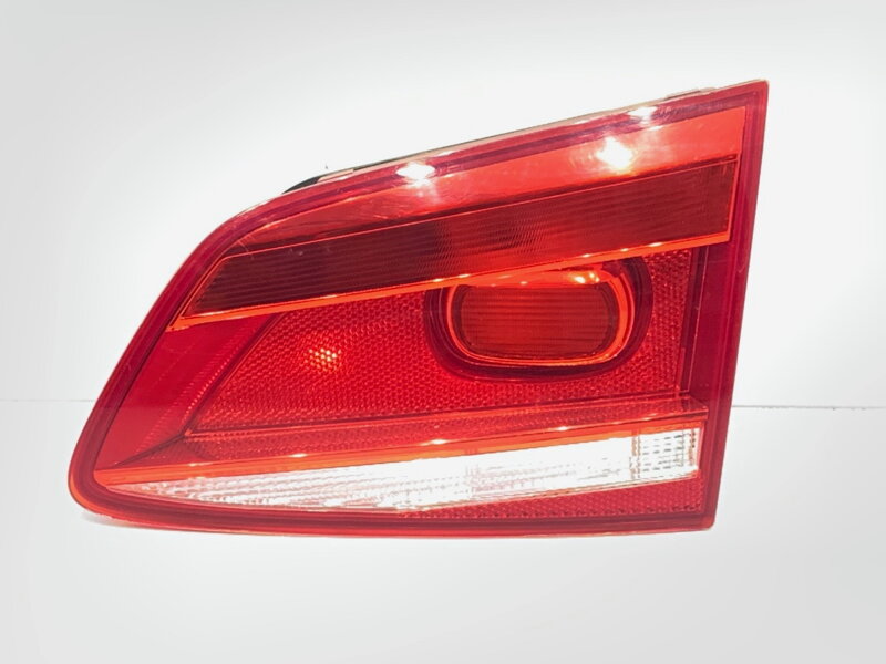 SVETLO ZADNÉ PRAVÉ VNÚTORNÉ VW PASSAT B7 VARIANT (365) 2010 - 2015 3AF945094K SVETLO ZADNÉ PRAVÉ VNÚTORNÉ VW PASSAT B7 VARIANT (365) 2010 - 2015 3AF945094K
