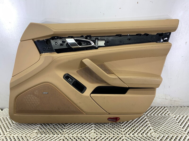 TAPACÍR DVERÍ PRAVÝ PREDNÝ PORSCHE PANAMERA (970) 2009 - 2017