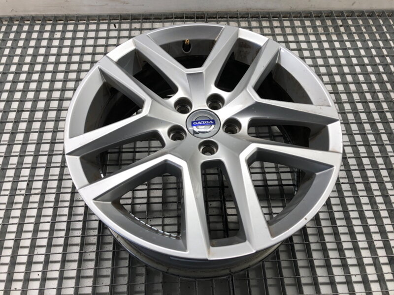 HLINÍKOVÝ DISK ET VOLVO XC60 I SUV (156) 2008 - 2017 HLINÍKOVÝ DISK ET VOLVO XC60 I SUV (156) 2008 - 2017