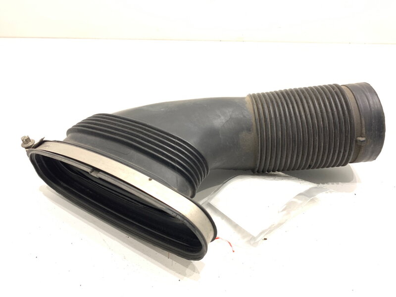 VZDUCHOVÉ POTRUBIE PORSCHE PANAMERA (970) 2009 - 2017 97011011403 VZDUCHOVÉ POTRUBIE PORSCHE PANAMERA (970) 2009 - 2017 97011011403