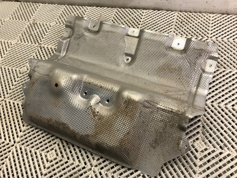 KRYT TEPELNÁ VÝFUKU BMW 3 TOURING (G21, G81) 2019 - 2022 7340982 KRYT TEPELNÁ VÝFUKU BMW 3 TOURING (G21, G81) 2019 - 2022 7340982