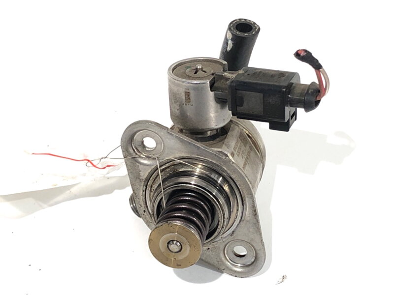 ČERPADLO VYSOKÉHO TLAKU SEAT LEON (5F1) 2012 - 2022 04E127025D
