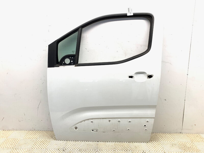 DVERE ĽAVÉ PREDNÉ TOYOTA PROACE CITY 2019 - 2022