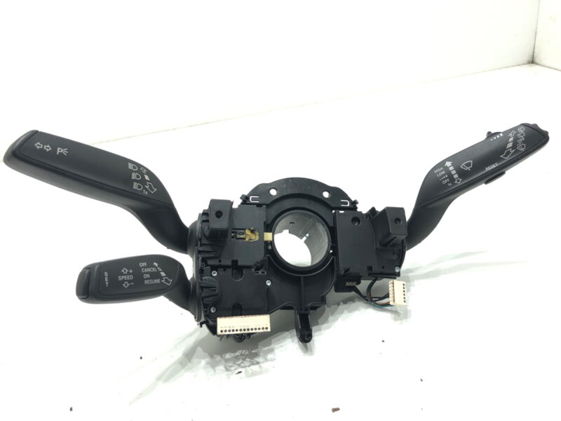 PREPÍNAČ ZDRUŽENÝ AUDI A4 B8 AVANT (8K5) 2007 - 2015 4G8953502AD
