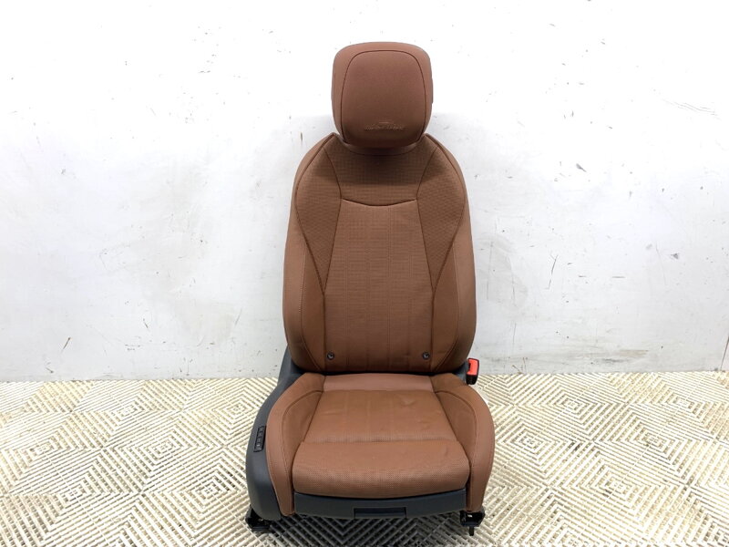 SEDADLO PRAVÉ PREDNÉ SKODA SUPERB IV 2023 - SEDADLO PRAVÉ PREDNÉ SKODA SUPERB IV 2023 -