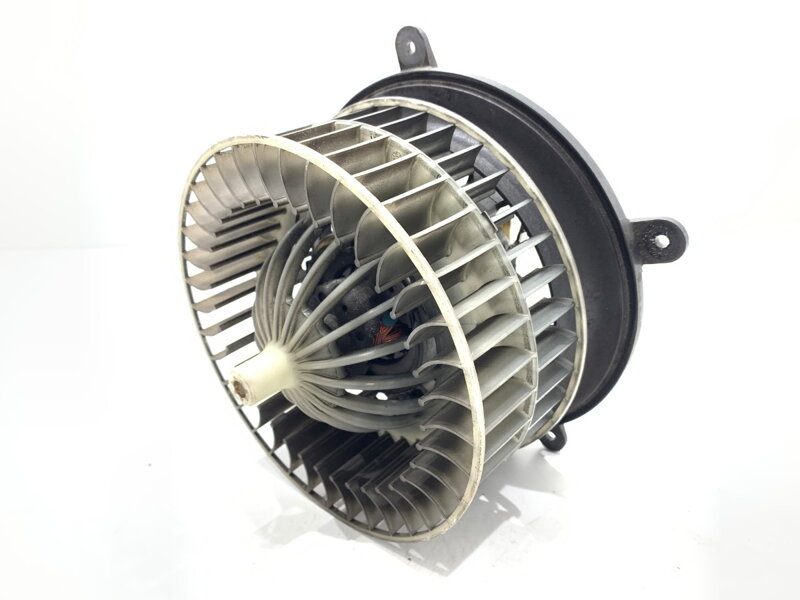 VENTILÁTOR KÚRENIA MERCEDES-BENZ CLASS E (W210) 1995 - 2003 VENTILÁTOR KÚRENIA MERCEDES-BENZ CLASS E (W210) 1995 - 2003