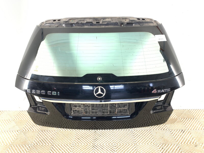 VEKO BATOŽINOVÉHO PRIESTORU KUFOR ZADNÝ MERCEDES-BENZ CLASS E (W212) 2009 - 2016 VEKO BATOŽINOVÉHO PRIESTORU KUFOR ZADNÝ MERCEDES-BENZ CLASS E (W212) 2009 - 2016