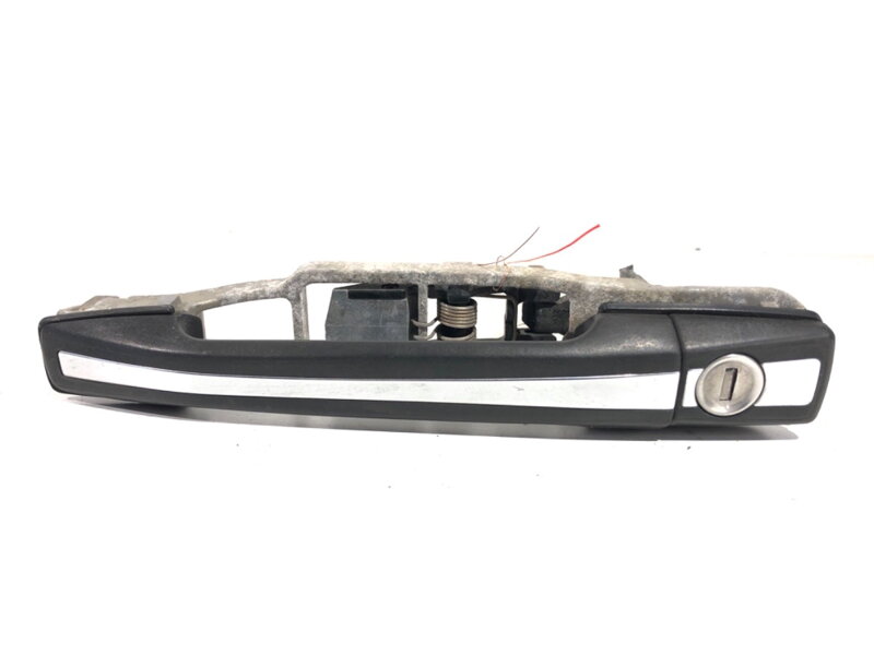 KĽUČKA VONKAJŠIA ĽAVÁ PREDNÁ MERCEDES-BENZ 124 SEDAN (W124) 1984 - 1993