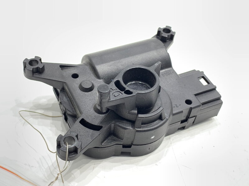 MOTOR RADIÁTORA KÚRENIA AUDI Q7 (4LB) 2006 - 2016 52411483R07