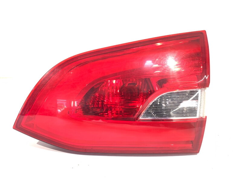 SVETLO ZADNÉ PRAVÉ VNÚTORNÉ PEUGEOT 308 SW II (LC_, LJ_, LR_, LX_, L4_) 2014 - 2021 9678094880 SVETLO ZADNÉ PRAVÉ VNÚTORNÉ PEUGEOT 308 SW II (LC_, LJ_, LR_, LX_, L4_) 2014 - 2021 9678094880