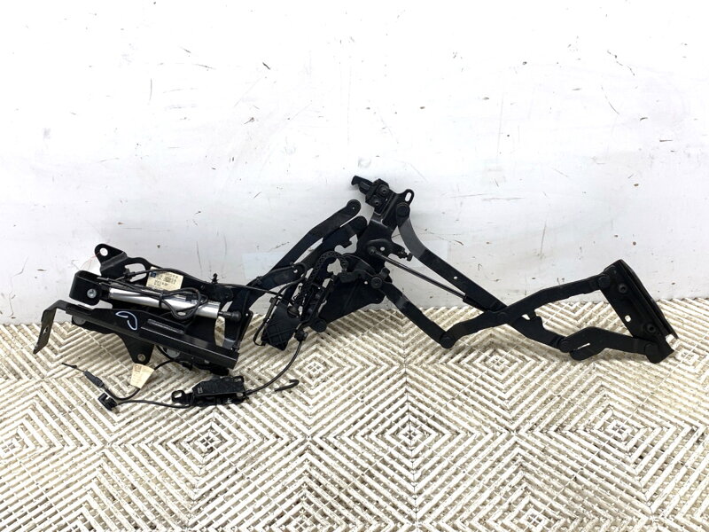 PÁNT VEKA BATOŽINOVÉHO PRIESTORU ZADNÝ PRAVÝ OPEL ASTRA H TWINTOP (A04) 2005 - 2010 13254496 PÁNT VEKA BATOŽINOVÉHO PRIESTORU ZADNÝ PRAVÝ OPEL ASTRA H TWINTOP (A04) 2005 - 2010 13254496