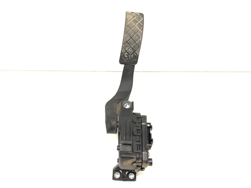 PLYNOVÝ PEDÁL AUDI A4 B7 AVANT (8ED) 2004 - 2008 8E1721523B