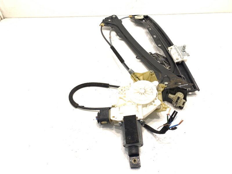 SŤAHOVAČKA OKNA PRAVÁ PREDNÁ BMW 3 COUPE (E92) 2005 - 2013 0130822403 SŤAHOVAČKA OKNA PRAVÁ PREDNÁ BMW 3 COUPE (E92) 2005 - 2013 0130822403