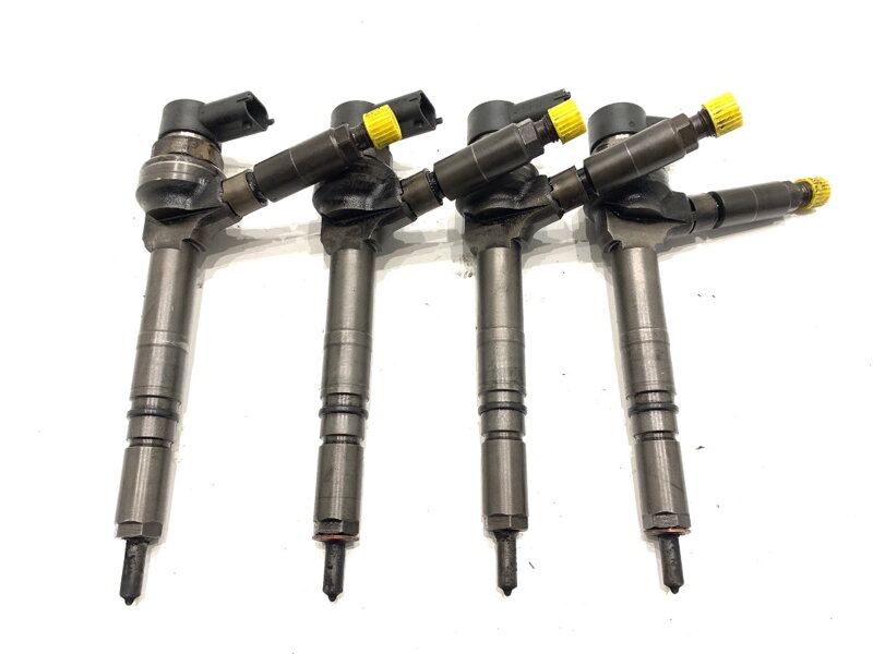 VSTREKOVAČE SADA OPEL ASTRA H (A04) 2004 - 2014 0445110175