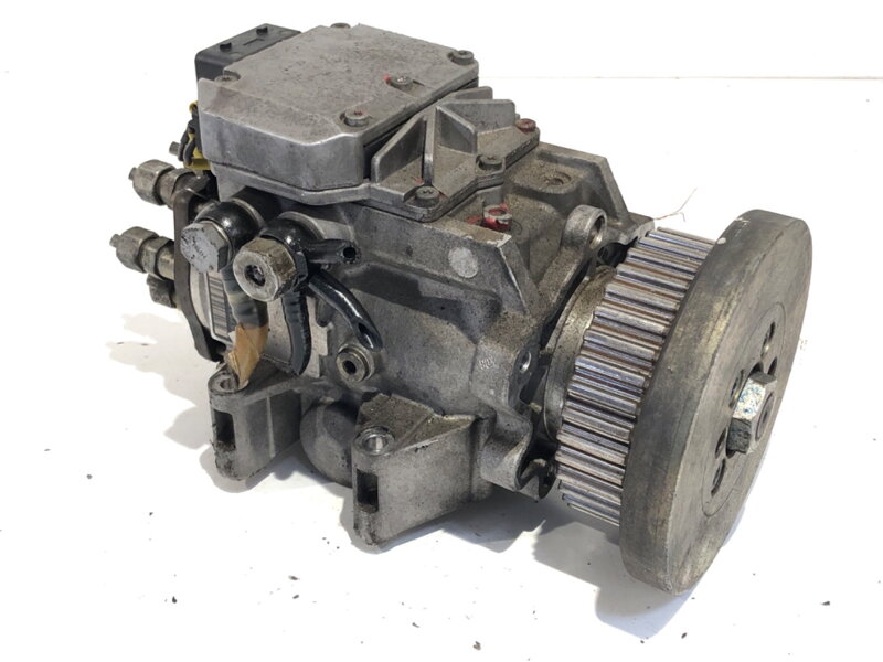 VSTREKOVACIE ČERPADLO AUDI A6 C5 AVANT (4B5) 1997 - 2005 059130106A