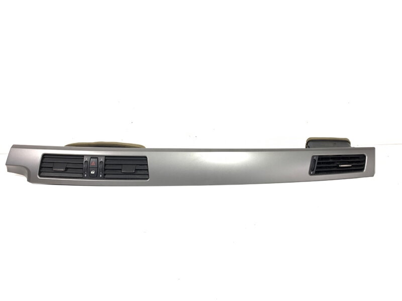 MRIEŽKA VENTILÁCIE PREDNÁ BMW 5 TOURING (E61) 2004 - 2010 7129233