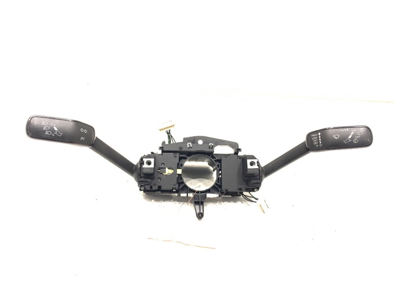 PREPÍNAČ ZDRUŽENÝ VW GOLF VII (5G1, BQ1, BE1, BE2) 2012 - 2022 5Q0953507AA PREPÍNAČ ZDRUŽENÝ VW GOLF VII (5G1, BQ1, BE1, BE2) 2012 - 2022 5Q0953507AA
