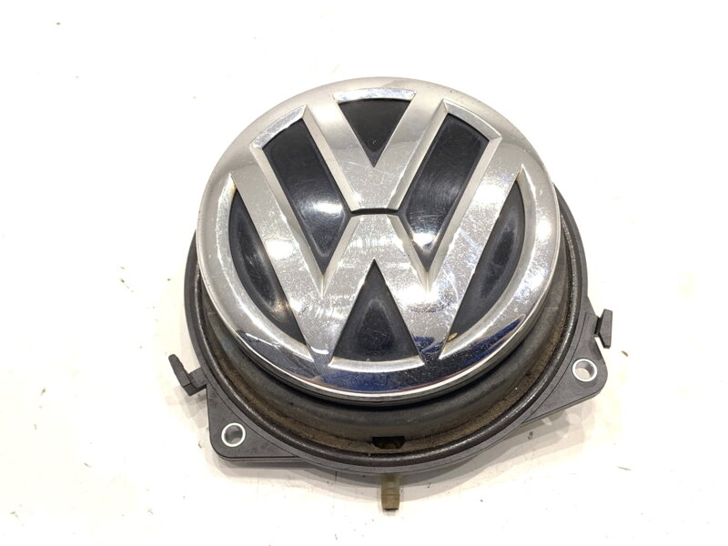 KĽUČKA VEKA BATOŽINOVÉHO PRIESTORU ZADNÁ VW GOLF VII (5G1, BQ1, BE1, BE2) 2012 - 2022 5G9827469D KĽUČKA VEKA BATOŽINOVÉHO PRIESTORU ZADNÁ VW GOLF VII (5G1, BQ1, BE1, BE2) 2012 - 2022 5G9827469D