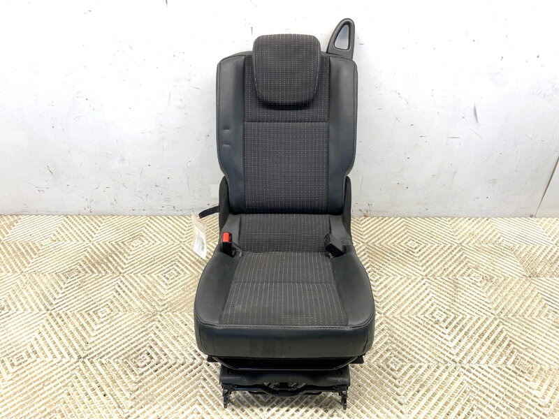 SEDADLO ZADNÉ RENAULT SCÉNIC III (JZ0/1_) 2008 - 2022 SEDADLO ZADNÉ RENAULT SCÉNIC III (JZ0/1_) 2008 - 2022