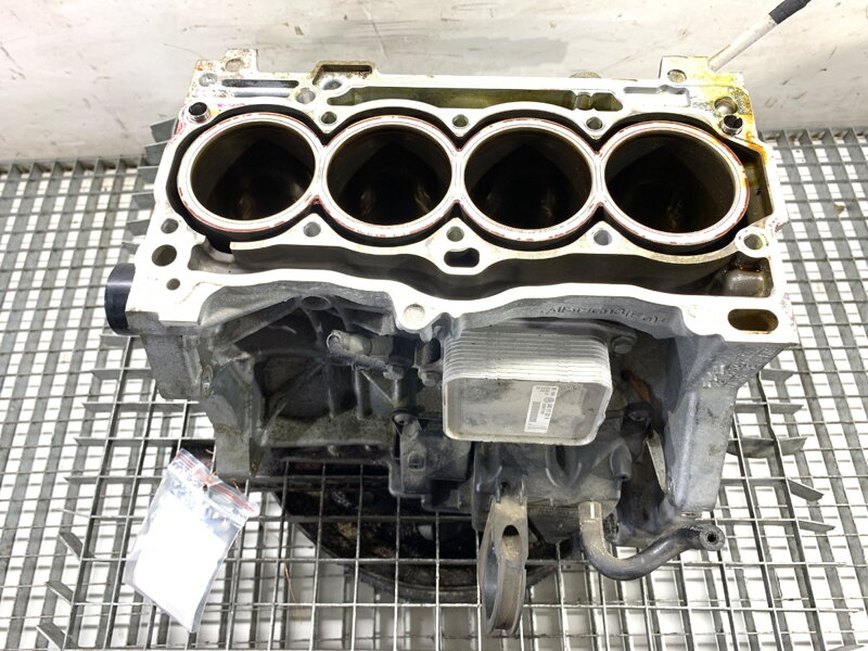 BLOK MOTORA SKODA OCTAVIA III (5E3, NL3, NR3) 2012 - 2022 CZD BLOK MOTORA SKODA OCTAVIA III (5E3, NL3, NR3) 2012 - 2022 CZD